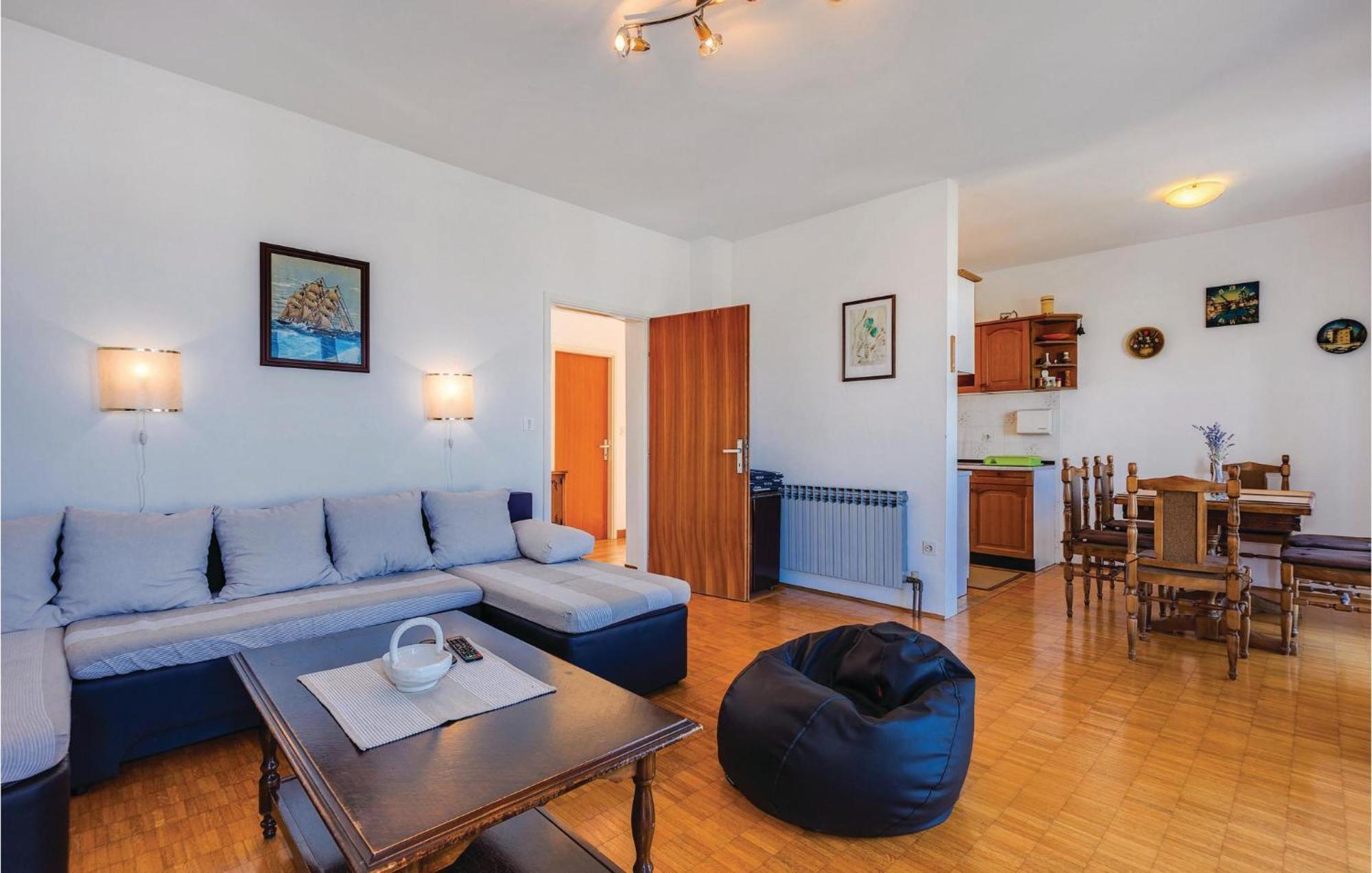 Nice Apartment In Crikvenica With House Sea View Exterior foto